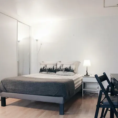 Lovely Parisian Studio Apartman
